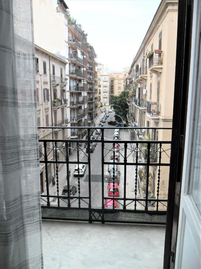 Le Vie Del Centro Hotel Palermo Luaran gambar